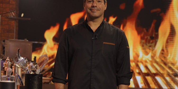 Felipe Bronze estreia reality gastronômico e reflete sobre carreira: 'Meu estilo é transitar'