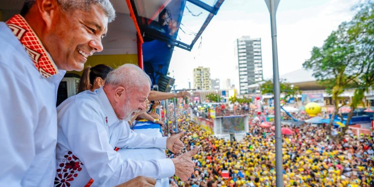 Genial/Quaest: 56% aprovam o governo de Jerônimo Rodrigues na Bahia, e 33% desaprovam