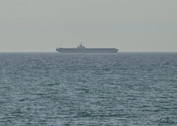 Identificação 'zombie' ou aleatória: Movimentos em Ormuz sugerem táticas de camuflagem de navios para escapar de bloqueio dos EUA