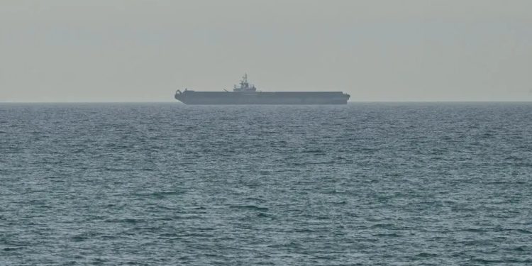 Identificação 'zombie' ou aleatória: Movimentos em Ormuz sugerem táticas de camuflagem de navios para escapar de bloqueio dos EUA