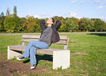 Melhora no humor e menos estresse: só 10 minutos ao ar livre já fazem bem à saúde mental