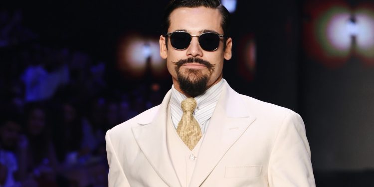 Nicolas Prattes define passagem de 'A Nobreza do Amor' pela Rio Fashion Week: 'Um marco'