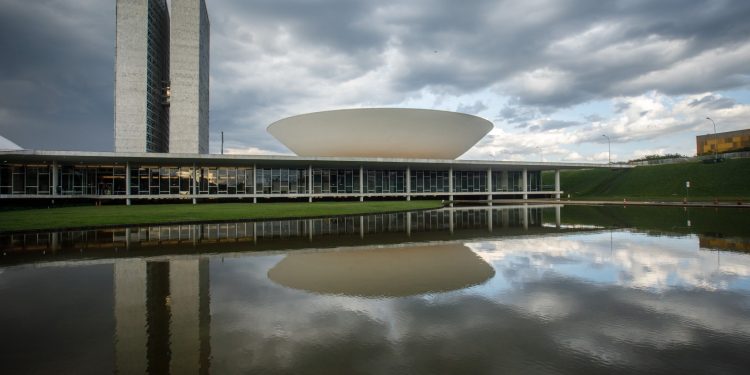 O que é dosimetria? Entenda o que o Congresso volta a analisar nesta quinta-feira