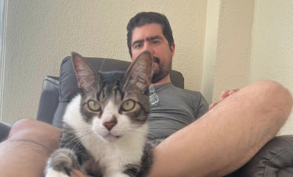 Pirulla reaparece nas redes quase um ano após sofrer AVC: 'Alegrou o dia de todo mundo'