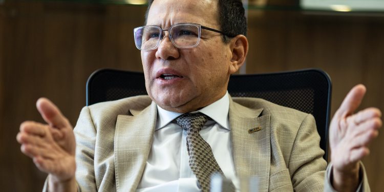 Presidente do BRB diz que aumento de capital é alívio, mas que ainda negocia aportes no banco: 'Pior já passou'