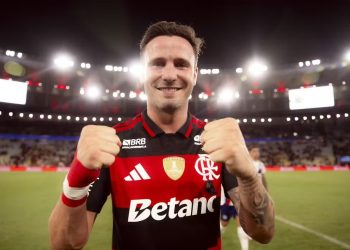 Saúl critica saída de Filipe Luís do Flamengo e fala em decisão 'estranha'; entenda