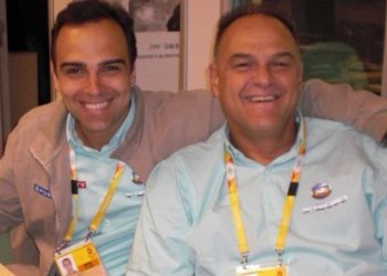 Tadeu Schmidt recebe apoio após se despedir do irmão, Oscar, na web: 'Que Deus conforte seu coração'