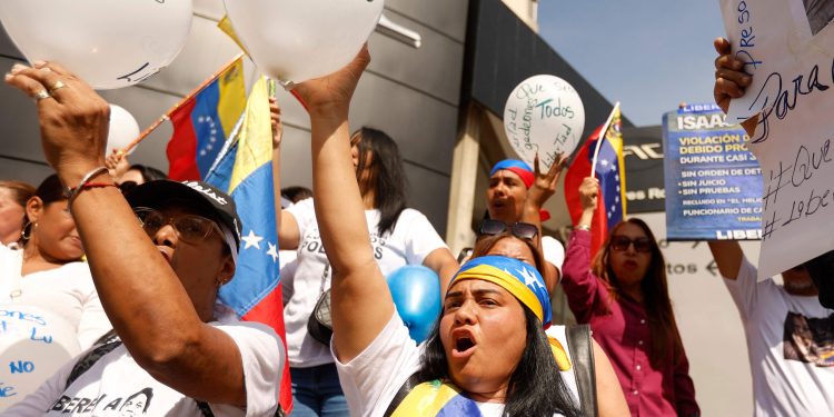 Venezuela diz que aplicação da lei de anistia está ‘concluída’ um dia antes de receber 1ª visita presidencial desde queda de Maduro