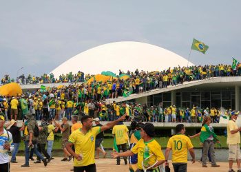 52% dos brasileiros são contra reduzir penas dos envolvidos no 8 de janeiro, aponta Genial/Quaest