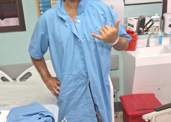 Após ser atingido por peixe-agulha no coração e passar por cirugia, surfista brasileiro retornar ao país em breve