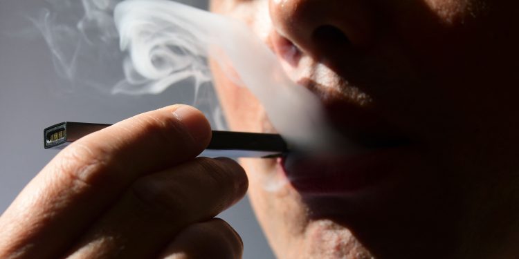 Argentina libera venda de vapes