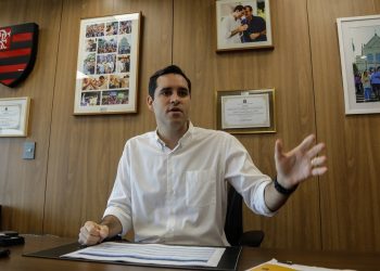 Cavaliere sanciona lei que limita a 5% cargos comissionados ocupados por não concursados na Prefeitura do Rio