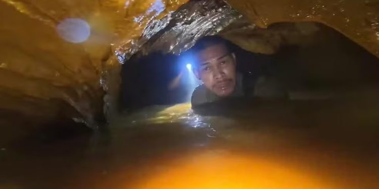Imagens mostram operações de resgate dentro de caverna no Laos — Foto: Reprodução/Thailand Rescue Diver