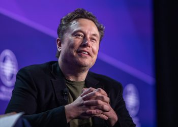 Elon Musk, agora, está mais perto de se tornar o primeiro trilionário do mundo; entenda
