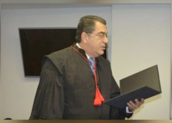 Família de desembargador encontrado morto no Rio reconhece corpo no IML e prepara o sepultamento