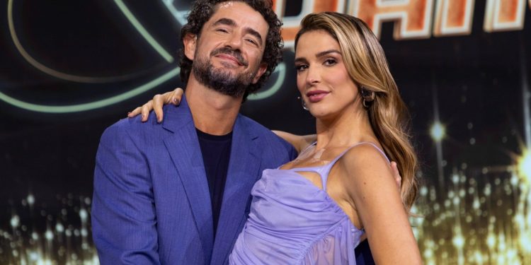 Felipe Andreoli e Rafa Brites já têm data para iniciar gravações do 'Canta comigo teen'. Saiba a previsão de estreia e veja os jurados confirmados