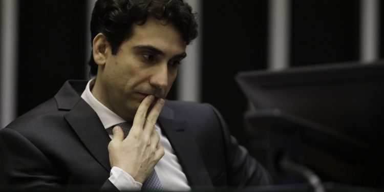 Galípolo diz que corpo técnico do BC sentiu ‘efetivo luto’ com afastamento de servidores por caso Master