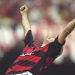 Gol histórico de Petkovic em falta contra o Vasco completa 25 anos: 'O minuto 43 é muito importante no Flamengo'