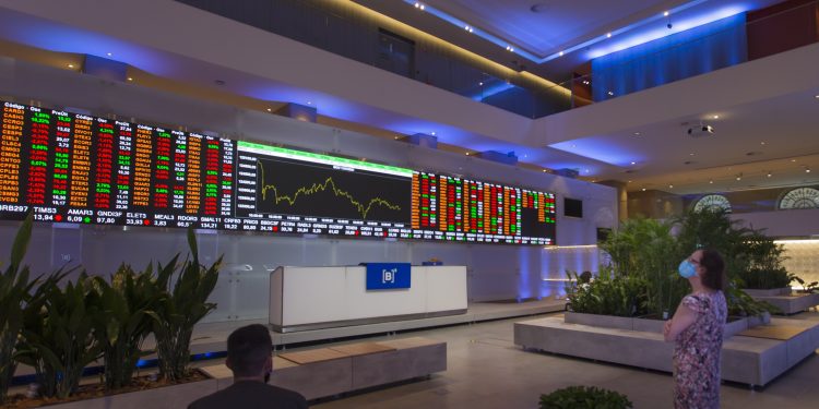 Ibovespa acumula alta expressiva neste ano: ainda vale a pena investir no principal índice da Bolsa?