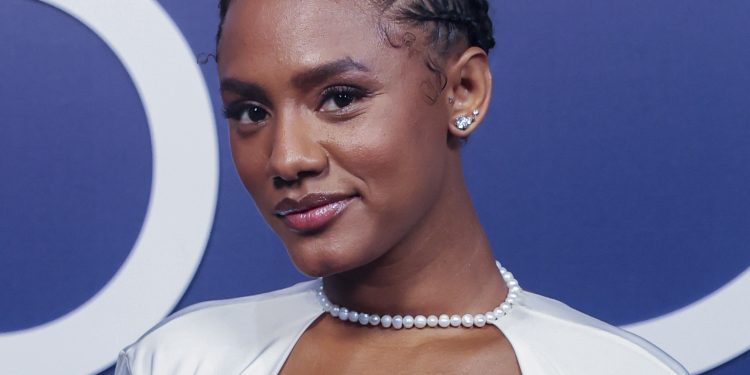 Jéssica Ellen é cotada para 'Avenida Brasil 2'