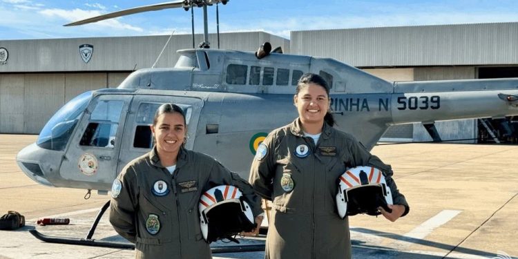 Marinha do Brasil forma primeiras mulheres da Aviação Naval da história do país; imagens