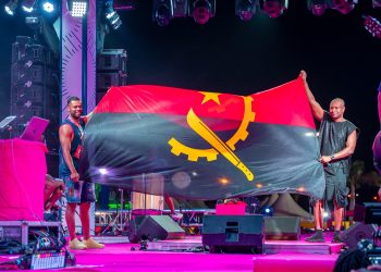 No dia da Abolição da Escravatura, Thiaguinho lança doc gravado em Angola sobre raízes do samba: 'Poucos conhecem o semba'