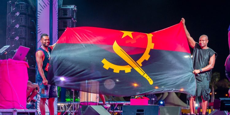 No dia da Abolição da Escravatura, Thiaguinho lança doc gravado em Angola sobre raízes do samba: 'Poucos conhecem o semba'
