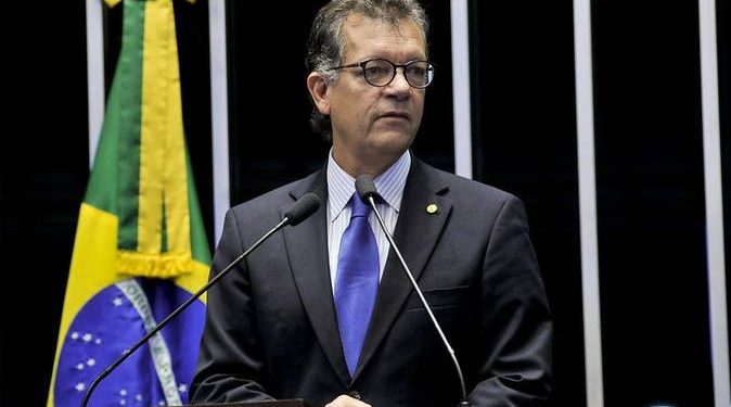 Parlamentares defendem proposta que reduz custos de contratações