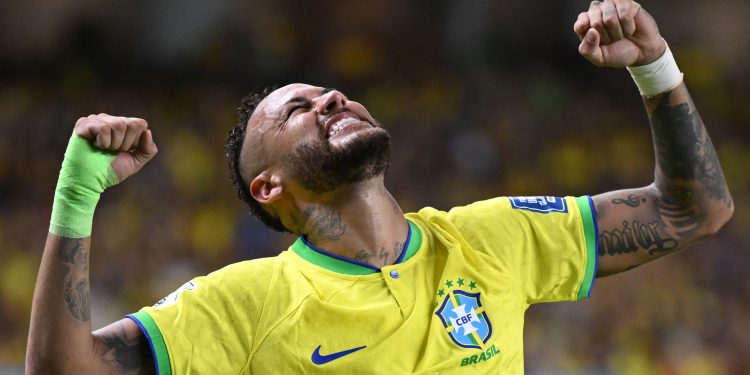 Que estreia! Neymar e Weverton, convocados para a Copa, nunca haviam sido chamados por Ancelotti
