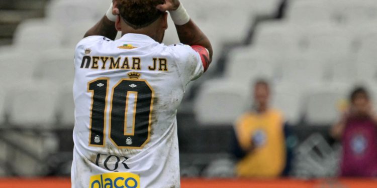 Santos pede anulação de jogo contra Coritiba após confusão envolvendo Neymar