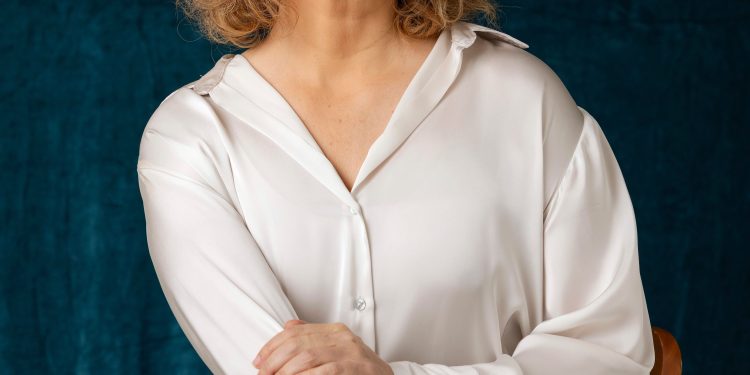 Vilã de 'Quem ama cuida', Isabel Teixeira celebra 'noveleiros': 'Público tem que emitir opinião, falar se gosta, não gosta'