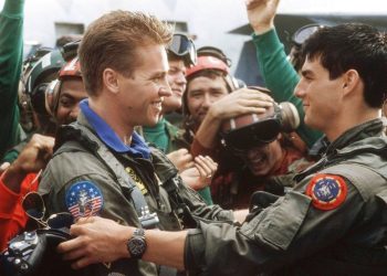 Tom Cruise e Val Kilmer em "Top Gun: Ases indomáveis" — Foto: Divulgação