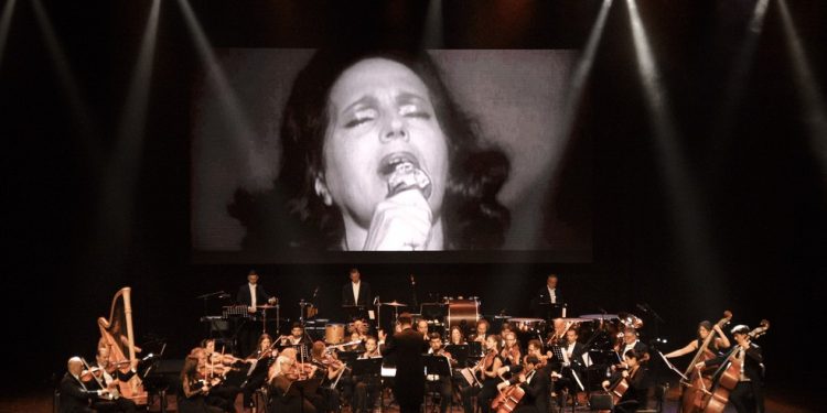 "Amália Rodrigues Sinfônico" chega ao Theatro Municipal do Rio de Janeiro — Foto: @joaopmoutinho/Divulgação