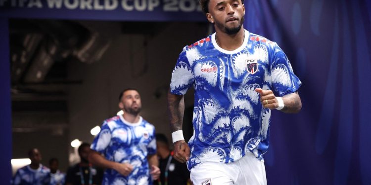 Ryan Mendes é uma das lideranças da seleção cabo-verdiana — Foto: Mattia Ozbot / AFP