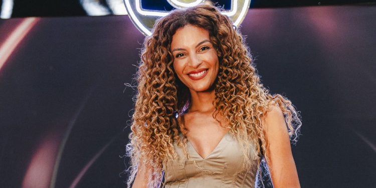 Após a farmacêutica Viviane de 'Três Graças', Gabriela Loran terá papel bem diferente em nova novela das 18h 