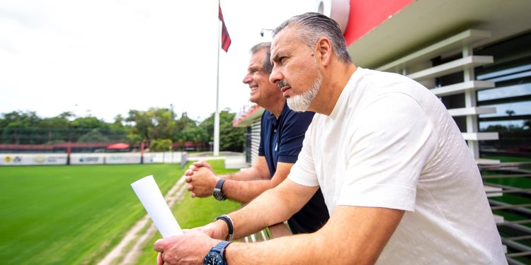 Após bater recordes de contratações, Flamengo terá fôlego limitado na próxima janela de transferências