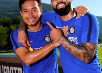 Após definição de Japão como adversário do Brasil, Gabigol posta foto mostrando amizade com jogador adversário