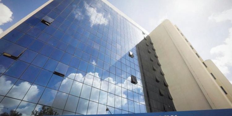 Brasileiro se aposenta, em média, aos 57 anos, abaixo da idade mínima imposta pela Reforma da Previdência