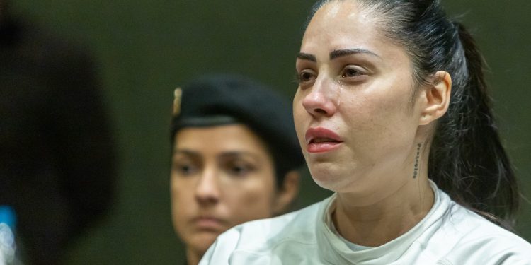 Caso Henry: juíza determina expedição de alvará de soltura de Monique Medeiros após leitura da sentença