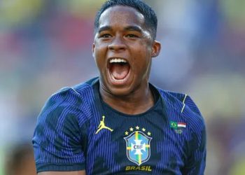 Contra o Egito, último amistoso, Endrick fez o gol decisivo da vitória. Estrela? — Foto: Reprodução