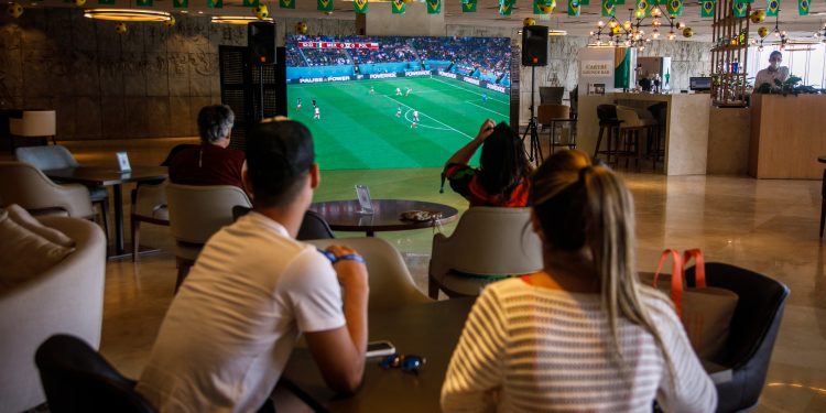 Copa do Mundo de 2026: maioria dos moradores do Rio pretende assistir aos jogos em casa, aponta pesquisa