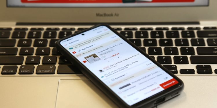 Desejo acima da renda: preocupado com a popularidade, Planalto mapeia ‘consumo aspiracional’