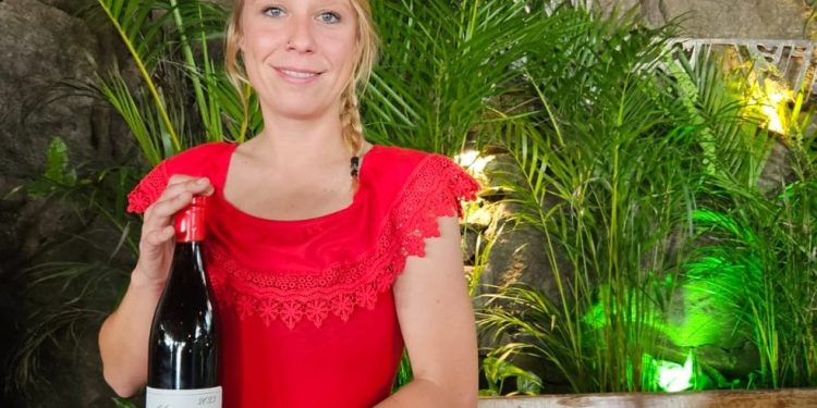 A produtora Anne Lapierre — Foto: Cláudia Meneses / Agência O Globo