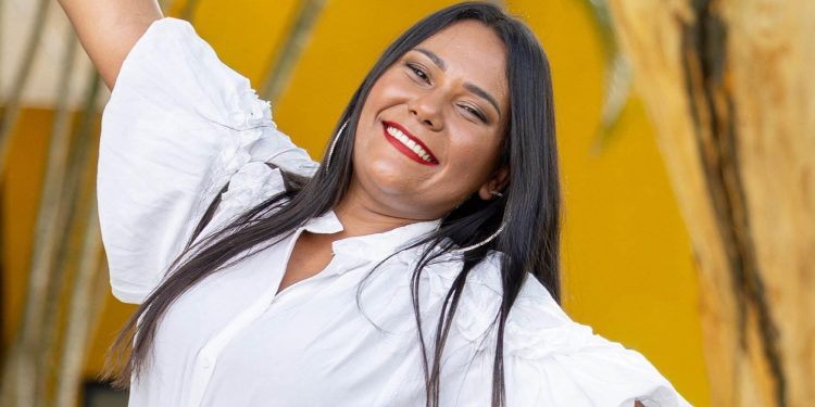 Ex-BBB Chaiany faz harmonização facial, veja análise das mudanças