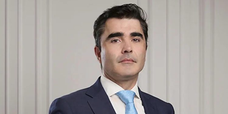 Ex-assessor do Ministério da Justiça de Portugal é acusado de quase 8 mil crimes de pedofilia