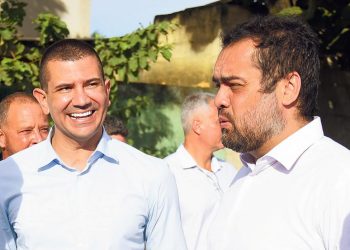 Ex-secretário de Castro, Douglas Ruas se afasta de antigo aliado e refuta continuar 'práticas' dos 'governos anteriores'
