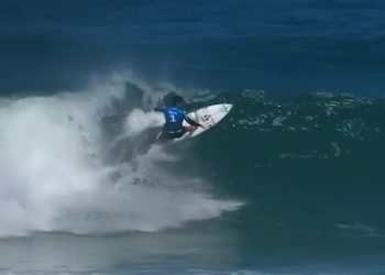 Gabriel Medina vence sul-africano e retorna com vitória a Saquarema após dois anos