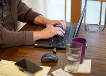 Home office cresce nos EUA, e tendência de retorno ao escritório perde fôlego