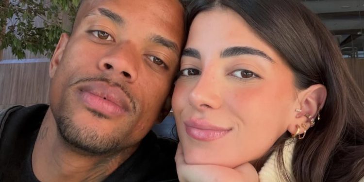 Influenciadora e jogador do Grêmio abrem exceção à discrição com troca de declarações