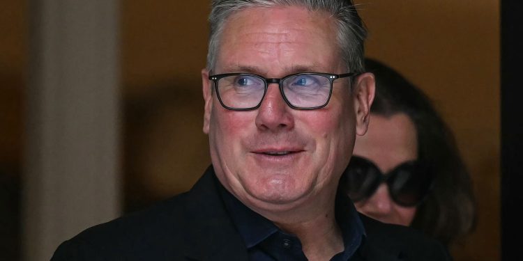 Keir Starmer: quem é o líder 'sem carisma' que levou os trabalhistas de volta ao poder e agora deixa o governo britânico